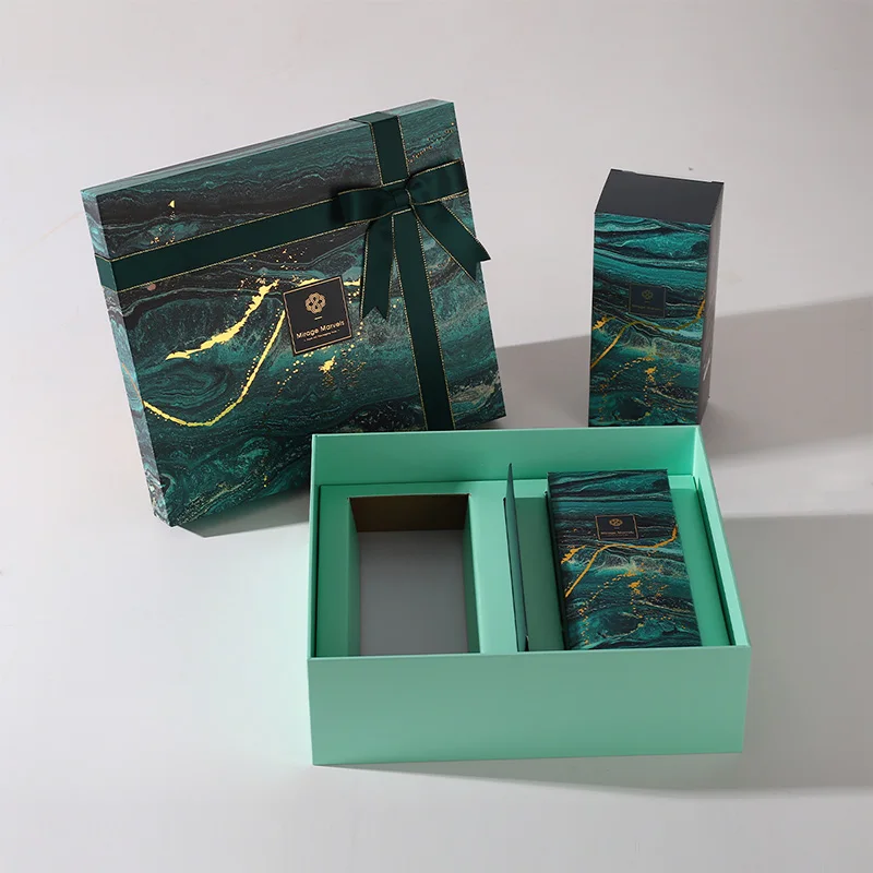 Custom Holiday Green Gift Packaging for Skin Care Creams sell on Line, view 2