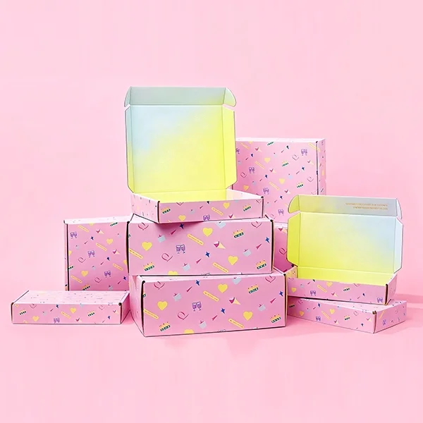 Coloured mailer boxes — packaging illustration 3