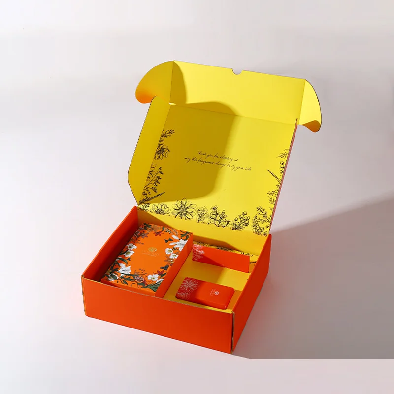 Citrus Bloom: The Art of Gifting in Orange & Gold paper box, view 3
