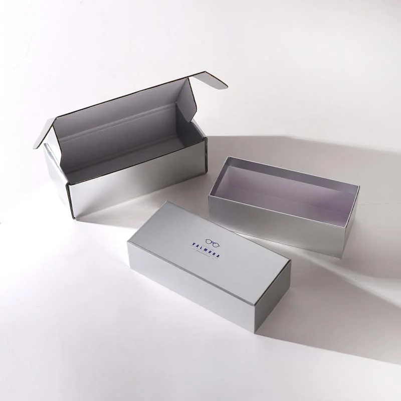 Stylish eyeglass Slvier packaging with logo