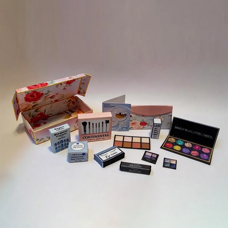 Custom Floral Cosmetic Gift Box for Makeup & Beauty Set Packaging, view 3