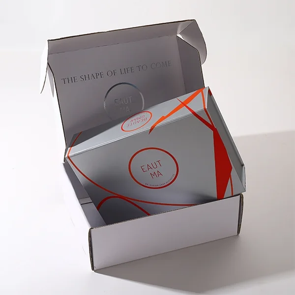 White shipping boxes — packaging illustration 3