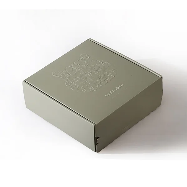 Garment packing boxes — packaging illustration 2