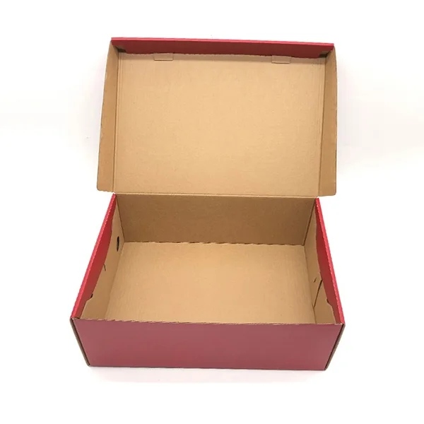 Shoe box packaging — packaging illustration 3