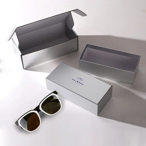 Sunglasses shipping boxes — packaging illustration 2