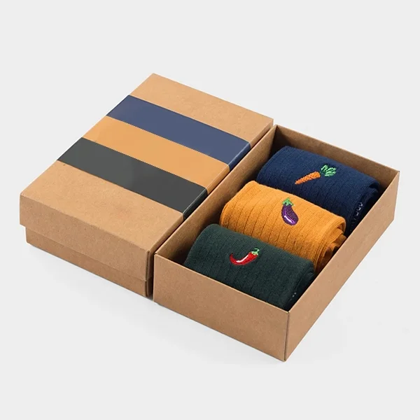 Sock subscription box — packaging illustration 3