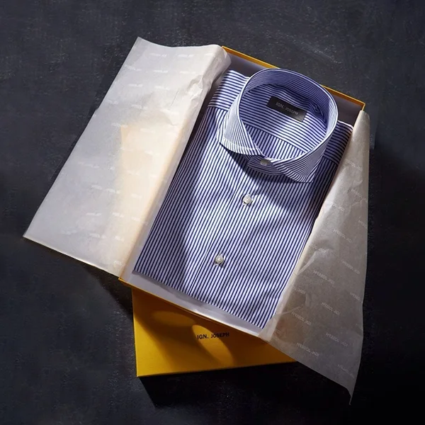 Packing box for clothes — packaging illustration 3