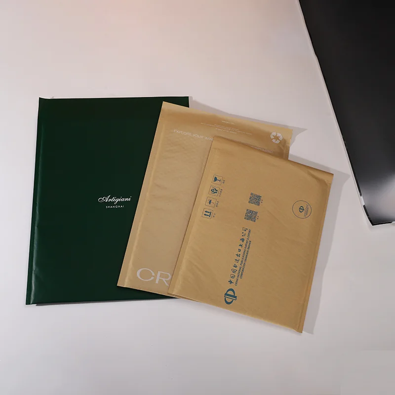 Custom Bubble Mailers & Envelopes, view 2